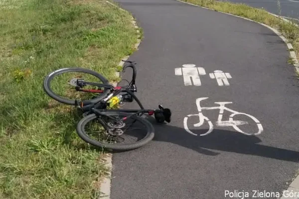 Zielona Góra: 60-latka potrąciła rowerzystę na ul. Batorego. Straciła prawo jazdy