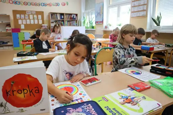 Międzynarodowy Dzień Kropki w Szkole Podstawowej nr 6 w Zielonej Górze