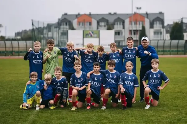 Młodzik Lecha Sulechów rozgromił Medyka Cibórz 8:1